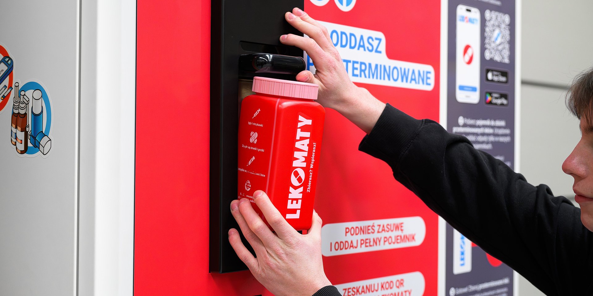 Przeterminowane leki to problem systemowy. Lekomaty mają go rozwiązać