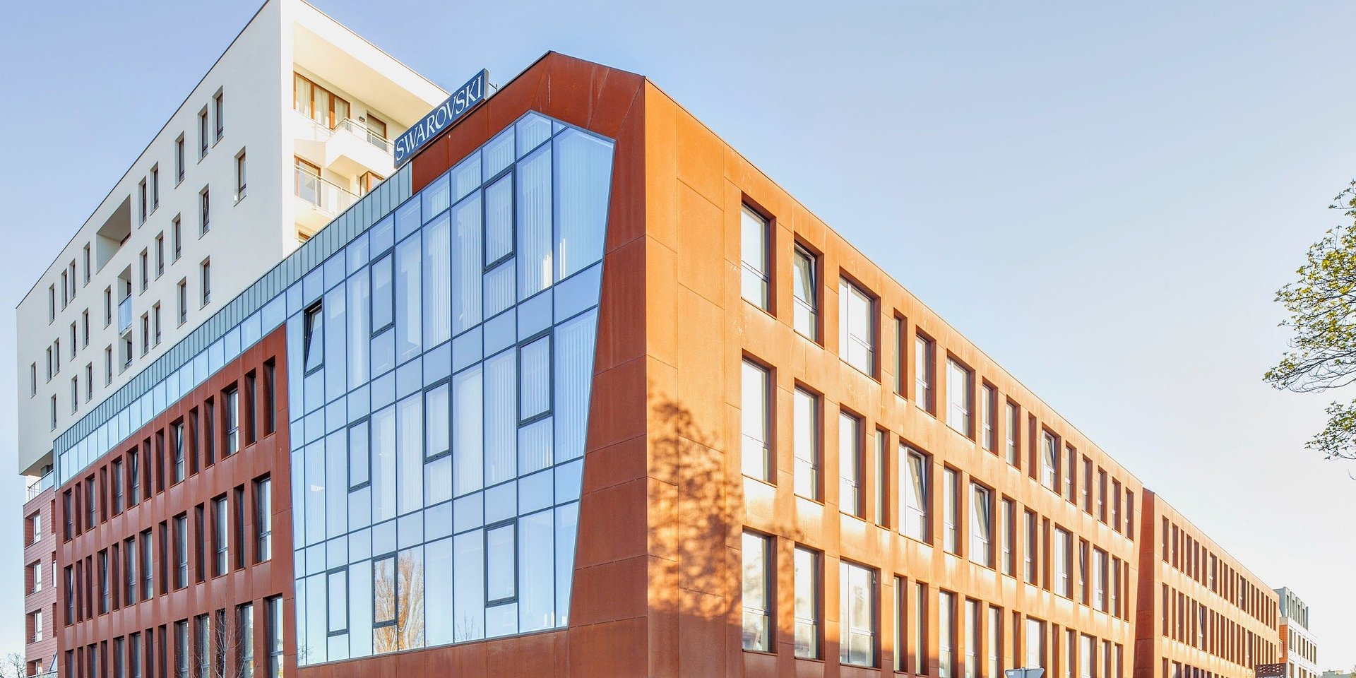 Tenants opt for proven locations. Swarovski extends lease at Garnizon in Gdańsk