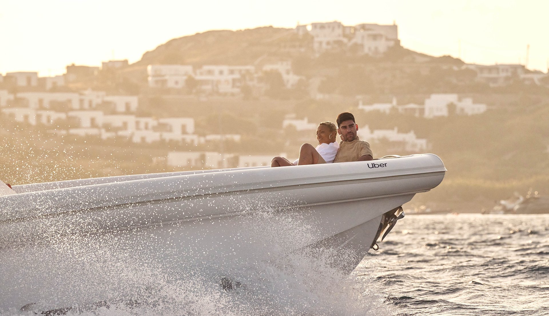 A Uber expande-se para o setor de viagens com serviços de barcos no Mediterrâneo e hotéis nos EUA