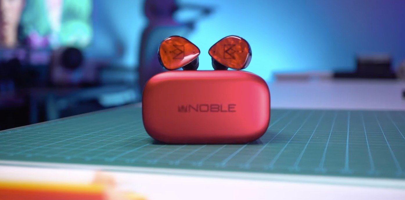 Aaron X Loud and Wireless - New Sound Quality KING? 👑 Noble FoKus Amadeus Review