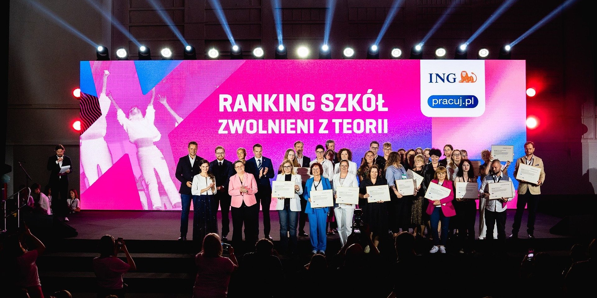 Dwie placówki z woj. podkarpackiego znalazły się wśród 20 najlepszych szkół ponadpodstawowych w Polsce w Rankingu Szkół Zwolnieni z Teorii 2026