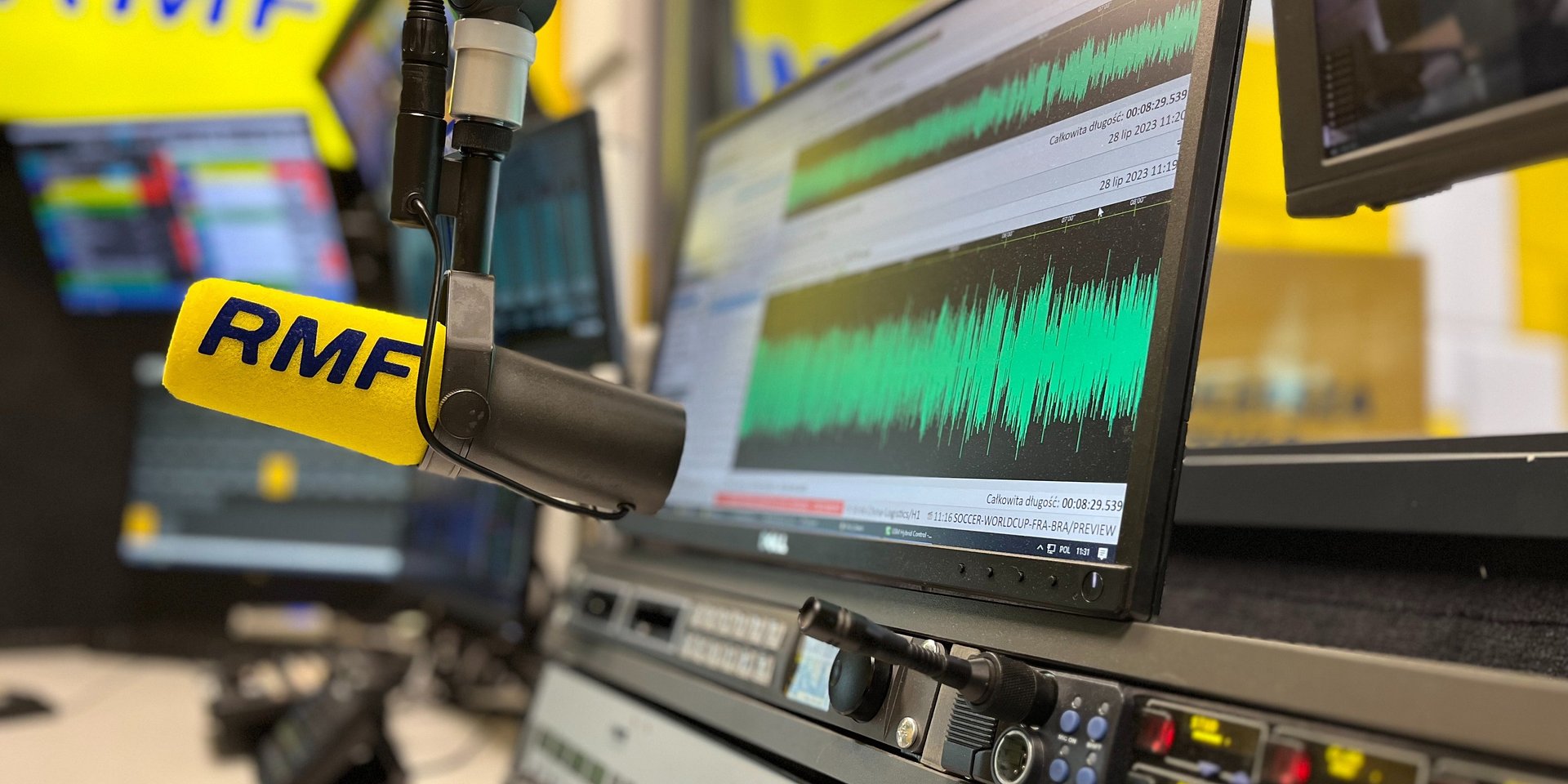 Jan Englert ma dziś 83. urodziny. W Podcaście „W Stylu Krychowiaka” szczerze o córce Helenie i przemijaniu