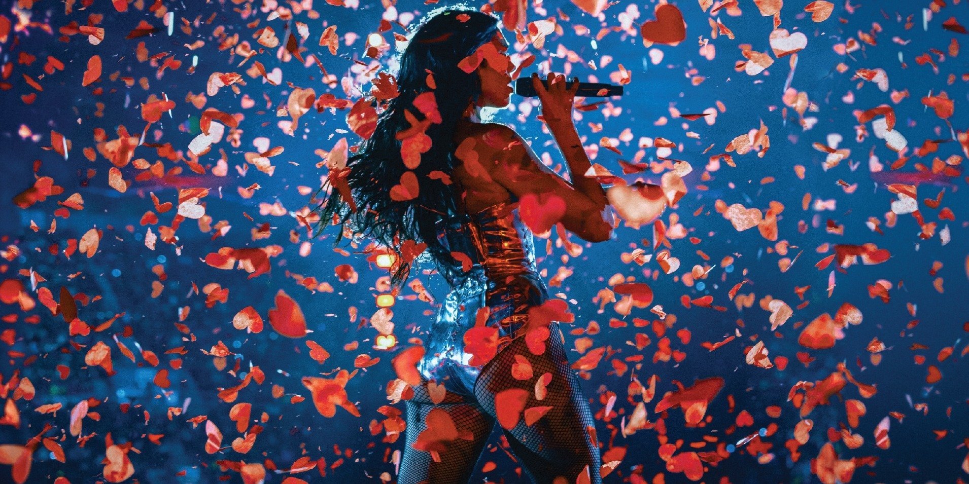 Dua Lipa zachwycająco-inspirująca na żywo z Meksyku
