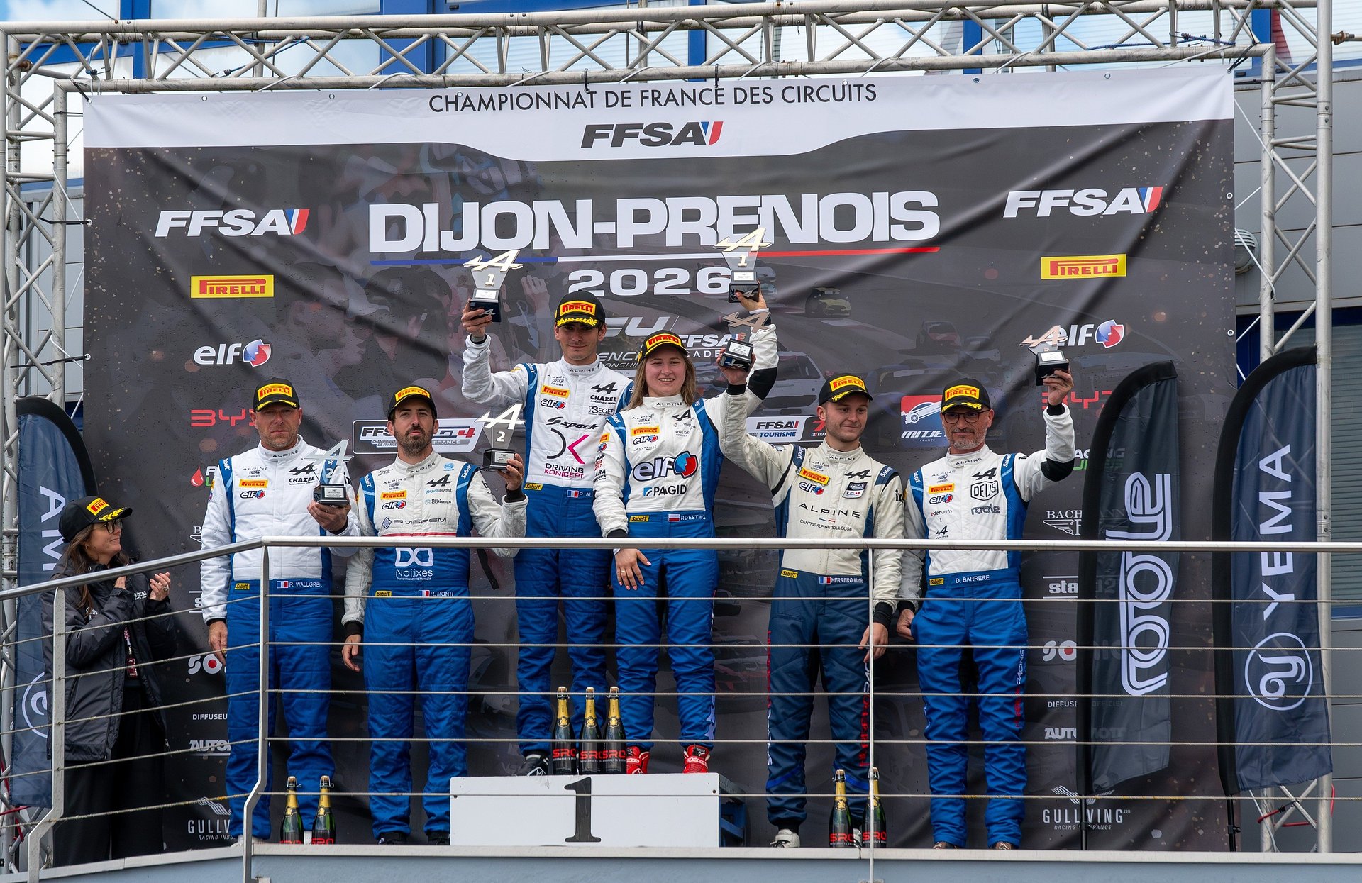 Pierwsza Polka z wygraną w Alpine ELF Cup Series. Historyczny sukces Gosi Rdest we Francji!