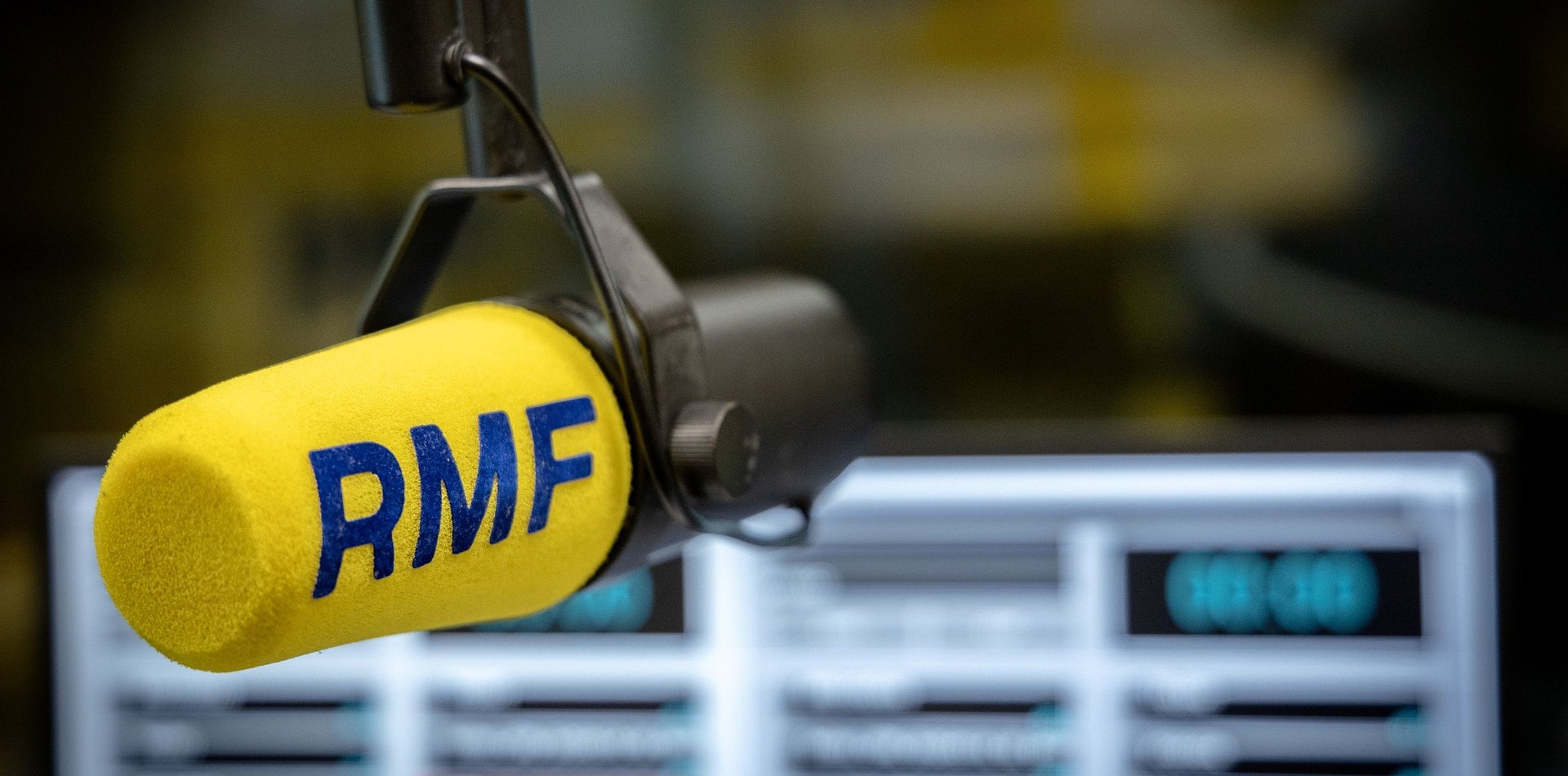 RMF FM po raz pierwszy przywiezie laureatce samochód wygrany na antenie. Specjalna akcja w Dzień Matki
