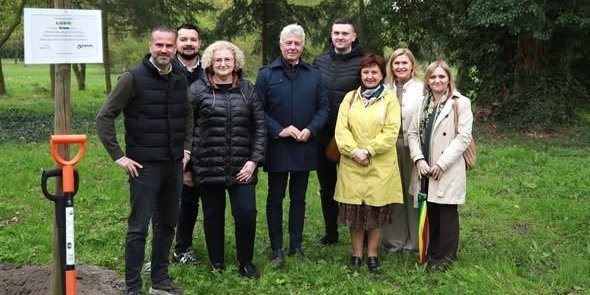 Nowe drzewa ozdobą Parku Renardów w Strzelcach Opolskich