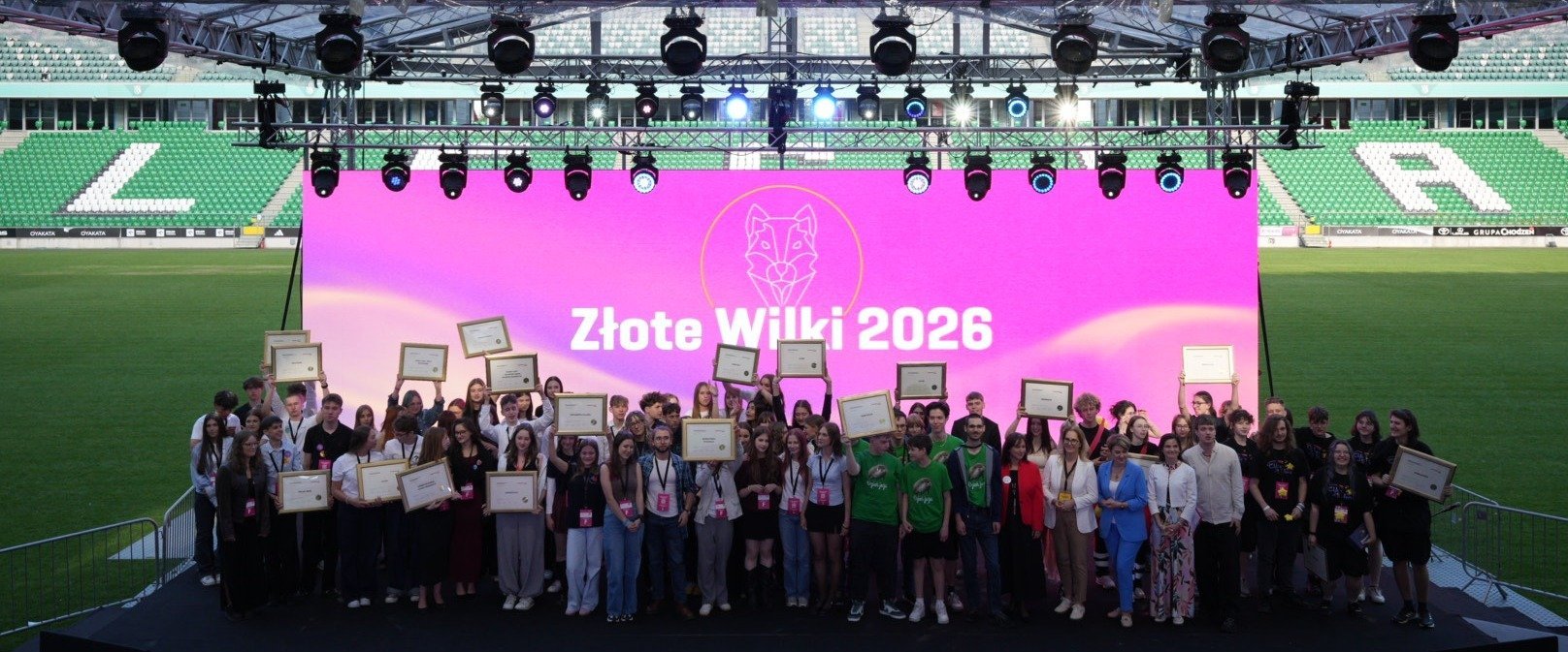 Młodzież stworzyła aplikację, która ułatwia poruszanie się po mieście osobom z niepełnosprawnością. Złote Wilki rozdane podczas Wielkiego Finału Zwolnionych z Teorii
