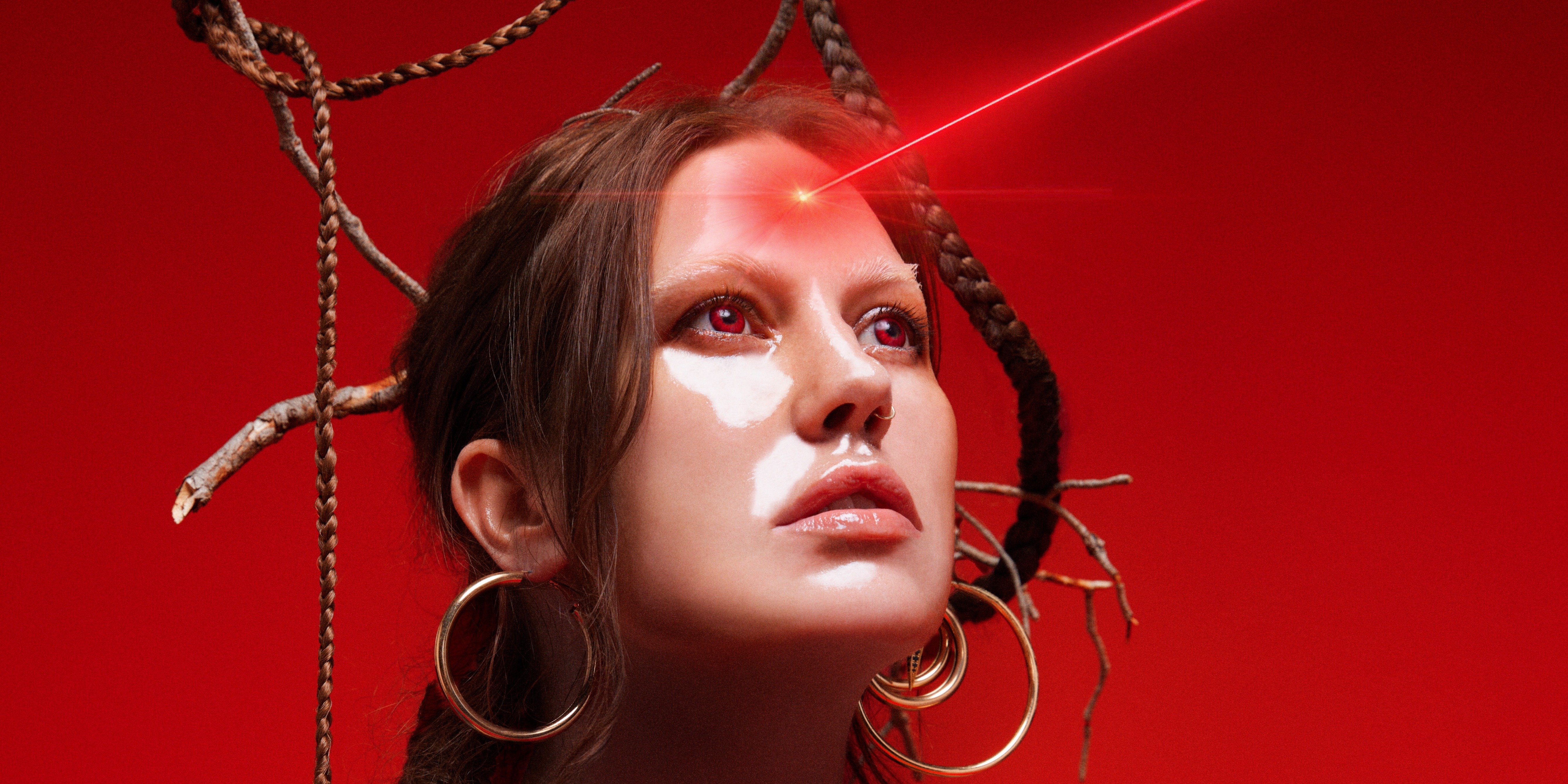 Elliphant prezentuje „Glitter” – marzycielskie połączenie elektroniki i indie