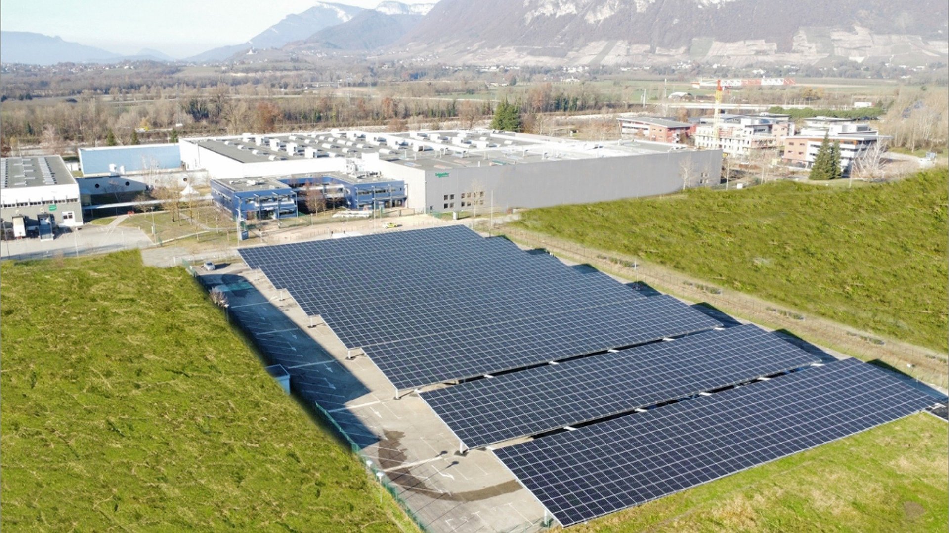 GreenYellow acelera solarização das instalações industriais da Schneider Electric em França