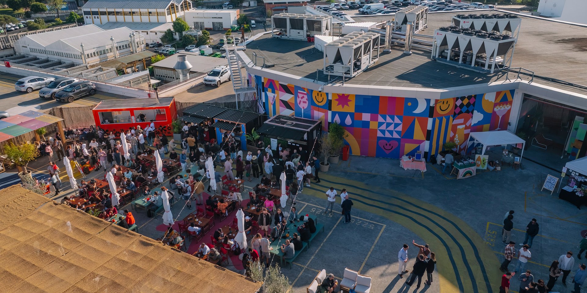 IDB ROOFTOP BY MĪRĀRĪ DESPEDE-SE DOS SANTOS POPULARES COM UM ARRAIAL À PORTUGUESA