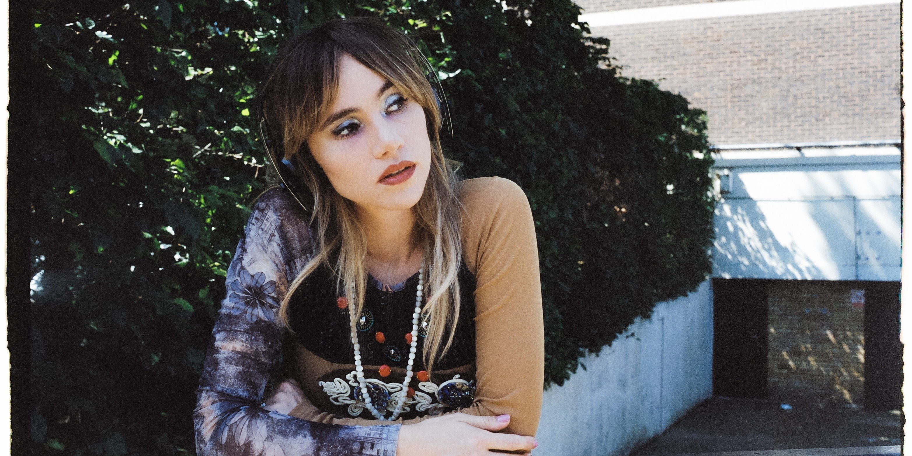 Suki Waterhouse otwiera drzwi do „Loveland”
