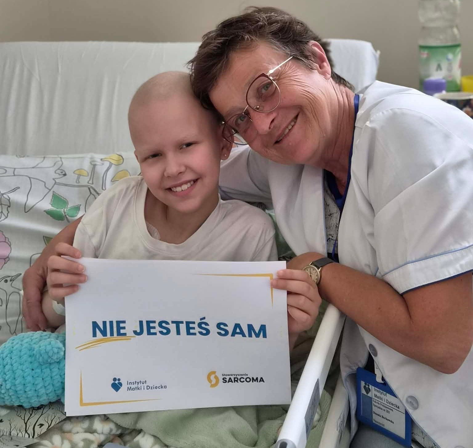 „Nie jesteś sam” – trwa Miesiąc Świadomości Mięsaków. Eksperci Instytutu Matki i Dziecka apelują o onkoczujność u dzieci
