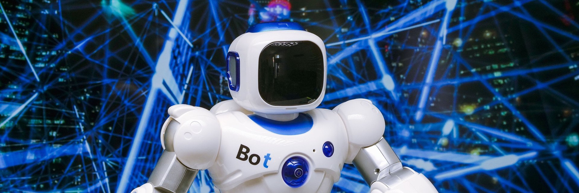 Logistyka stawia na automatyzację, analitykę danych i sztuczną inteligencję. Największą barierą koszty wdrożeń i cyberbezpieczeństwo