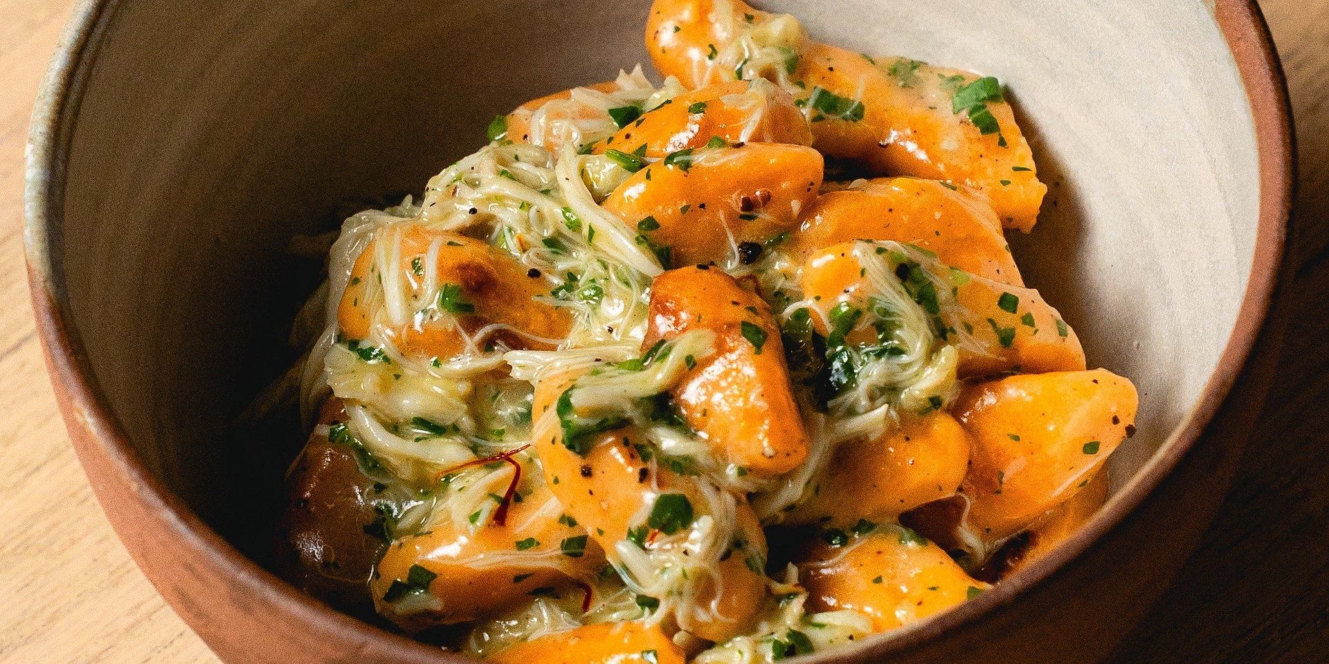 Clementine Partners With Ceramic Artist Jesselyn Gordon for Clay & Cuisine Dinner on Aug. 26