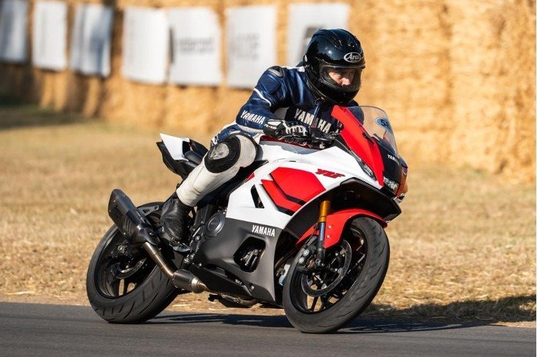 DALLA GLORIA DEL GRAND PRIX ALLE LEGGENDE DI OGGI: YAMAHA CELEBRA LA PROPRIA HERITAGE AL GOODWOOD FESTIVAL OF