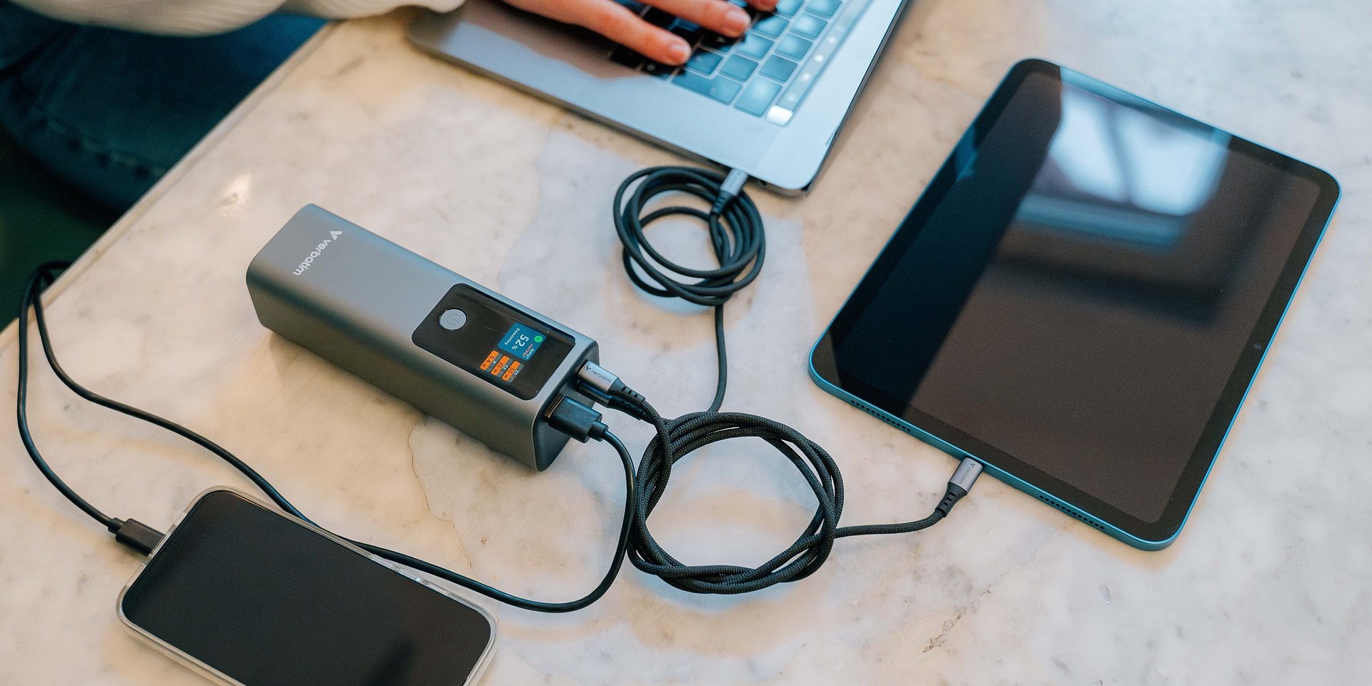 Jak wybrać powerbank i nie żałować? Pojemność to nie wszystko