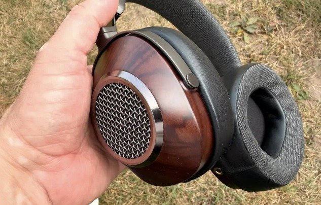 Dapper & Groomed - SIVGA Anser Review (2026): My Favourite Wired Headphones