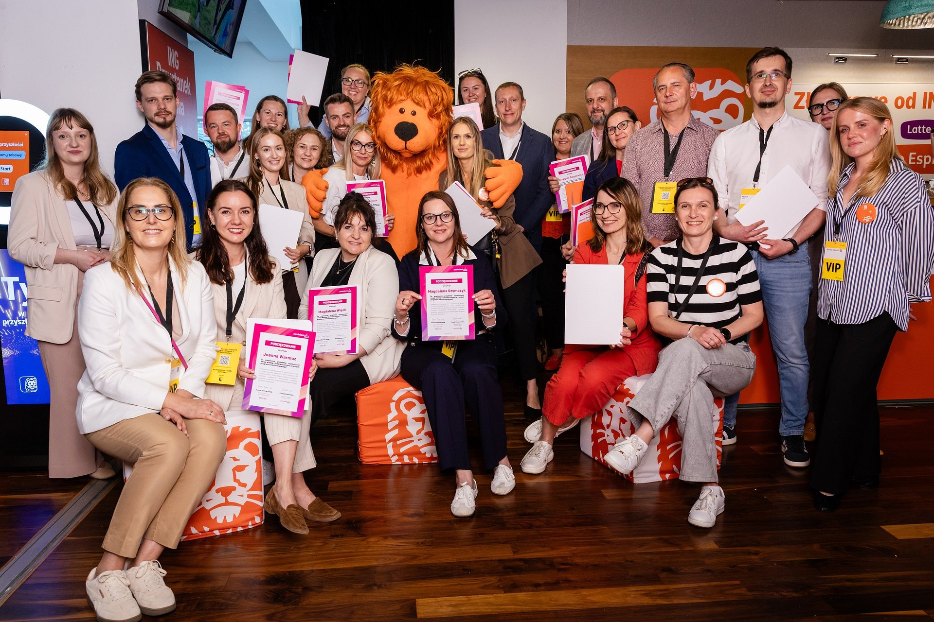 CSR, który rozwija obie strony. Dlaczego mentoring pracowniczy to coś więcej niż wolontariat?