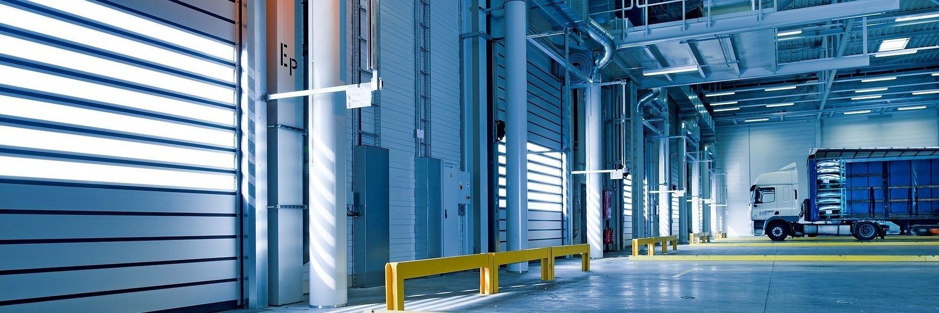Space is running out in the warehouse market. Tenants are increasingly competing for the same facilities.