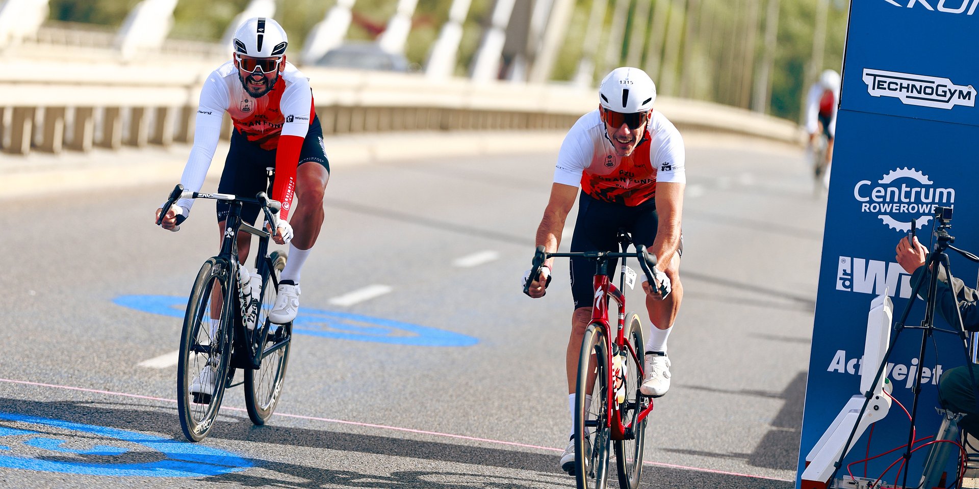 Philippe Gilbert zwycięzcą warszawskiego wyścigu PZU Gran Fondo. Mistrz świata wygrał po emocjonujacym finiszu