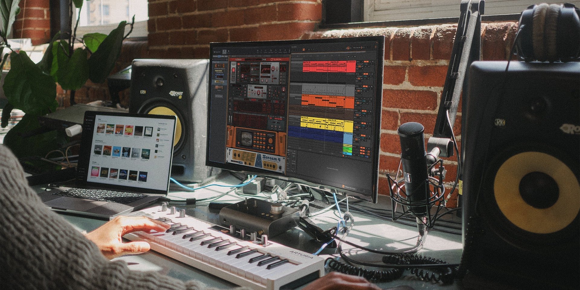 REASON STUDIOS MAKES ITS LEGENDARY RACK FREE FOR EVERY MUSIC MAKER