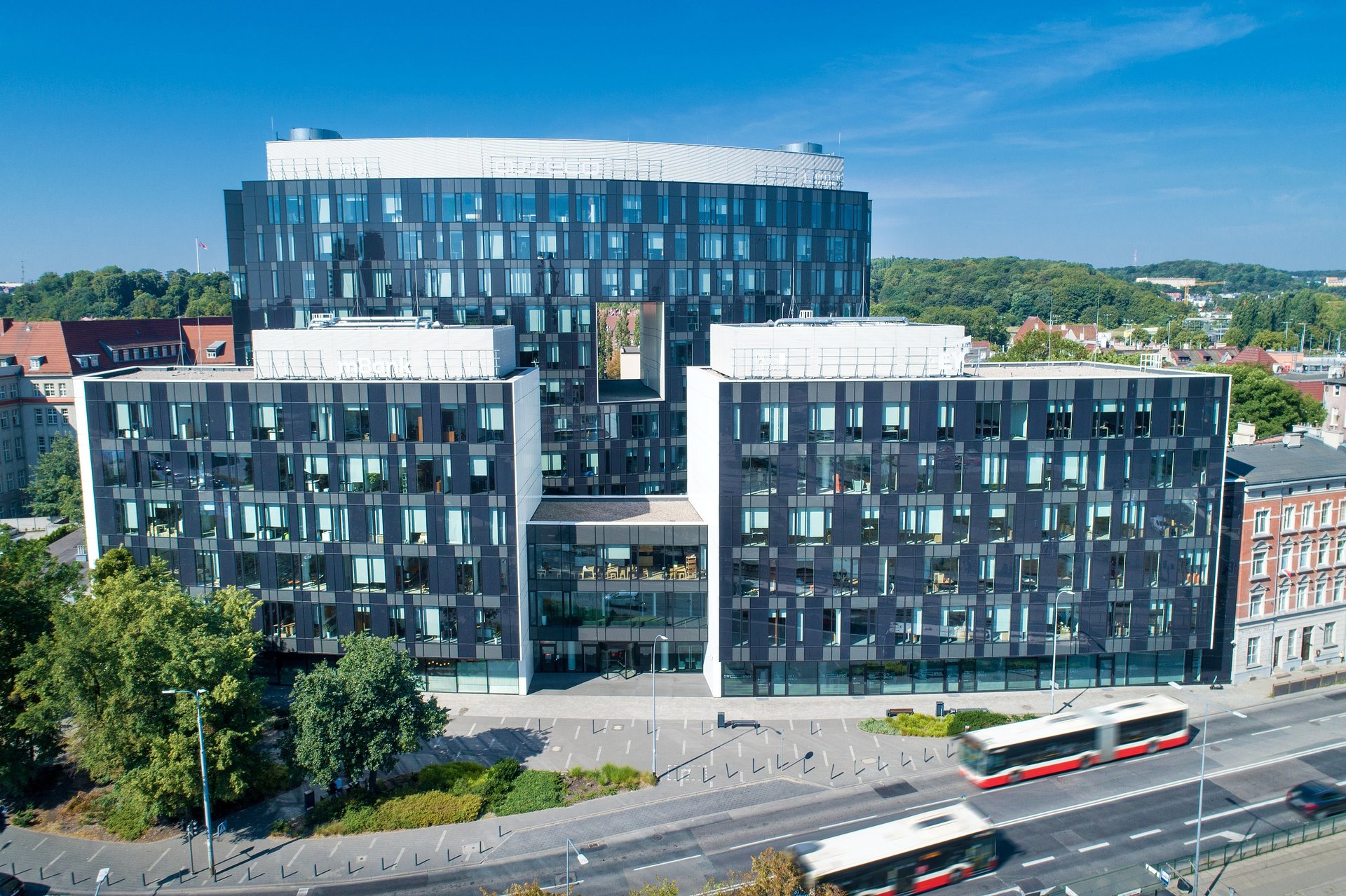 Kolejny najemca przedłuża współpracę z Globalworth w Tryton Business House