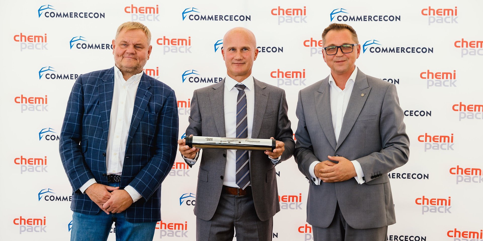 Wmurowanie kamienia węgielnego pod rozbudowę zakładu produkcyjnego Chemipack. Inwestycję w Łowiczu zrealizuje Commercecon