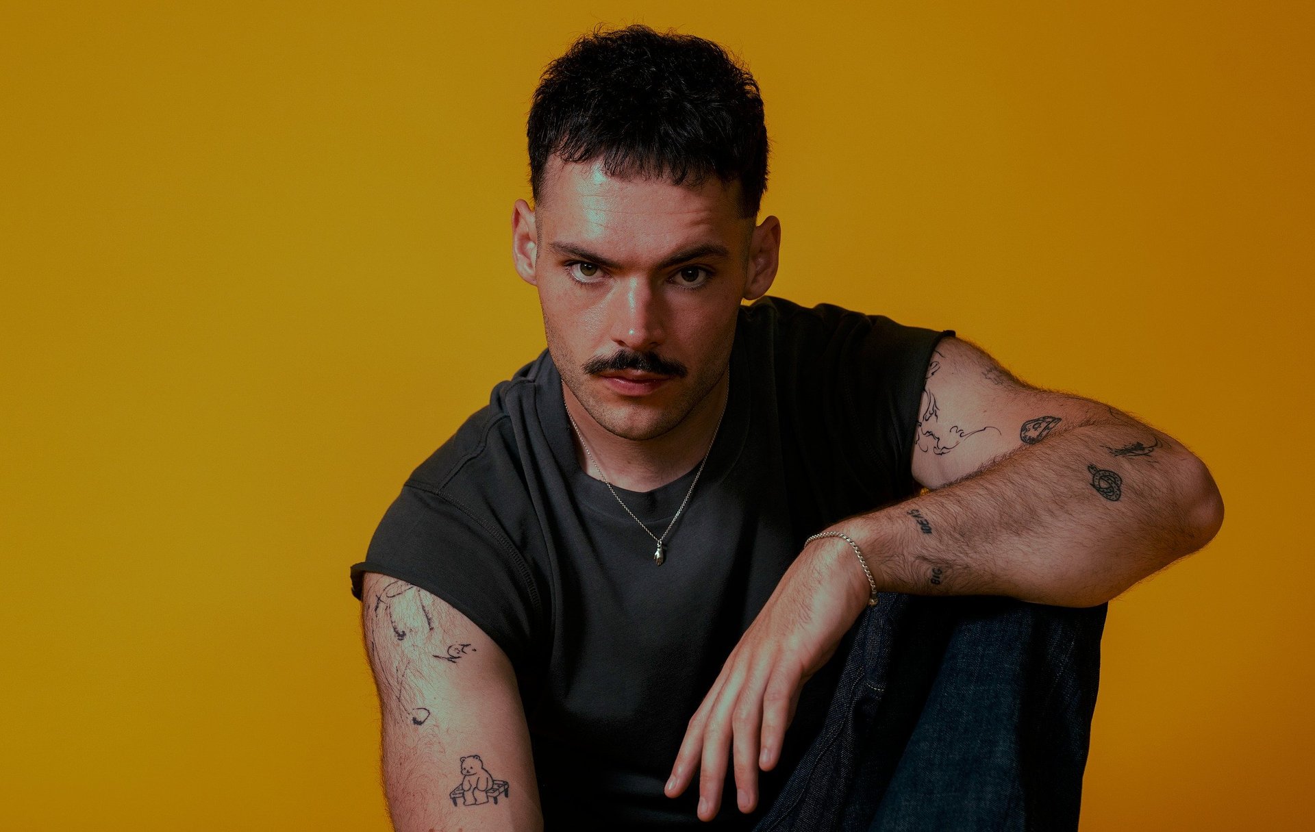 James Marriott rozpoczyna nowy rozdział singlem „Burn Down The Disco”
