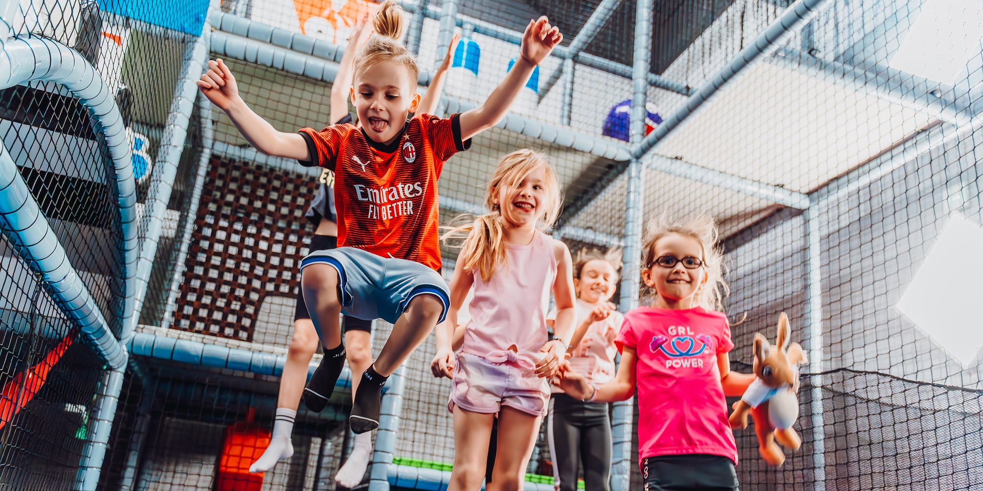 Xtreme KiDS kończy lato, pomagając lokalnie