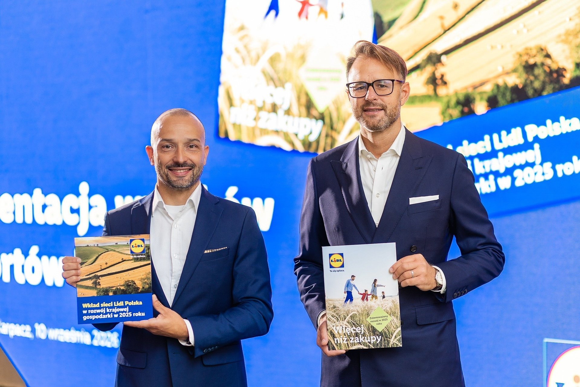 Miliardy dla polskiej gospodarki, rekordowy eksport i konsekwentne działania na rzecz zrównoważonego rozwoju. Nowe raporty pokazują skalę wpływu Lidl Polska