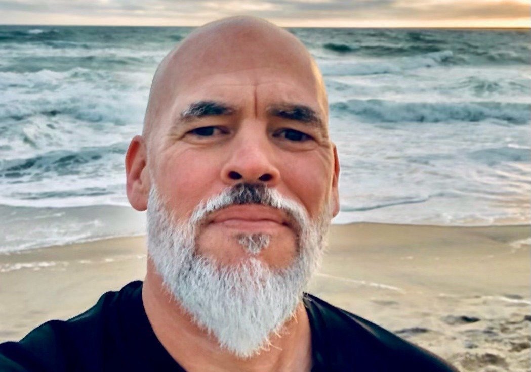 Virginia Humanities Hosts Bestselling Author Matthew Quick in Alexandria