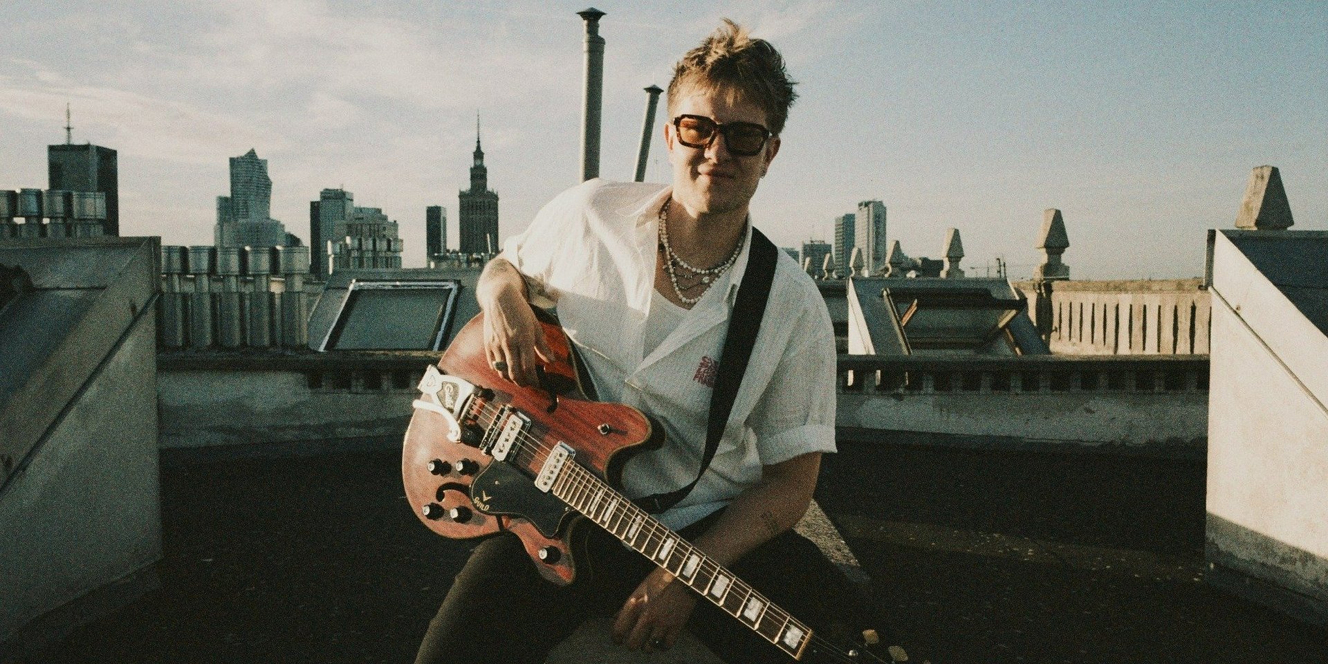 Leon Krześniak prezentuje nowy singiel – energetyczny indie pop na przedłużenie lata