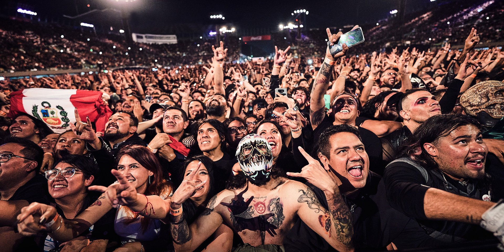 Rammstein zamyka stadionowy rozdział w ogniu. „Live in Mexico City” trafi do kin i na płyty