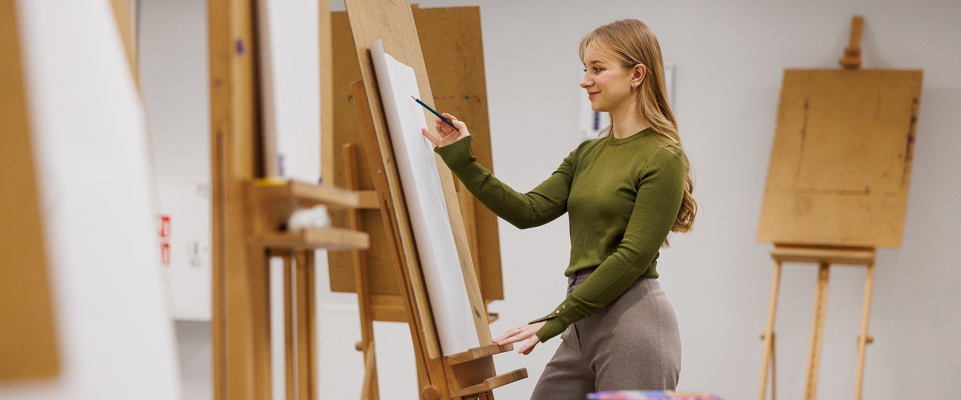 Studencki design w przestrzeni miasta. Plenerowa wystawa z okazji 20-lecia Uniwersytetu WSB Merito Bydgoszcz