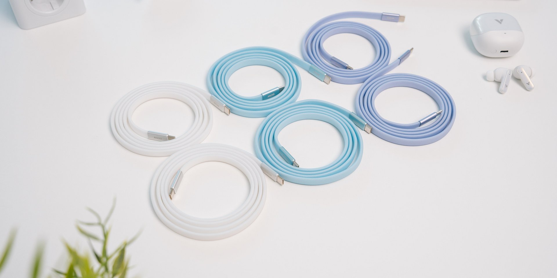 Wszystkie kable USB-C wyglądają tak samo. Różnią się dwiema liczbami, których nie widać