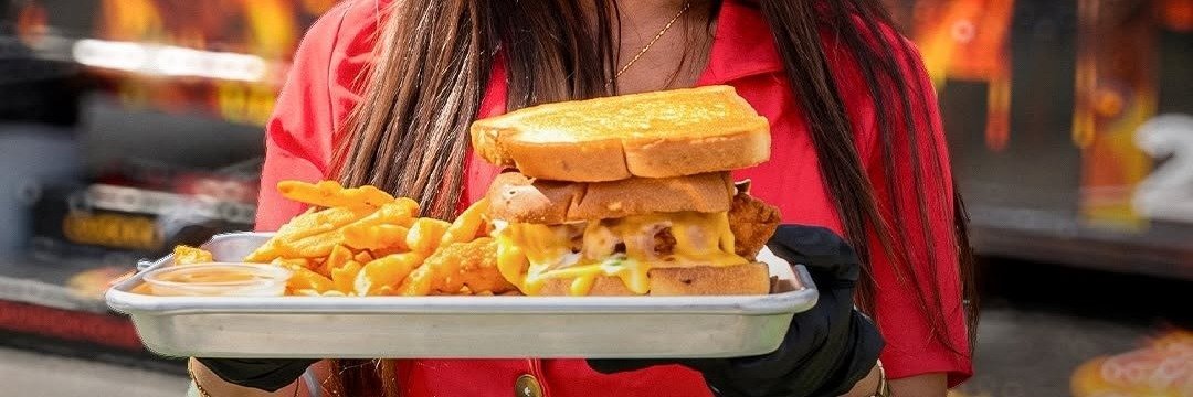 Clutch City Cluckers Celebrates 13th Location with Three-Day Grand Opening in Webster
