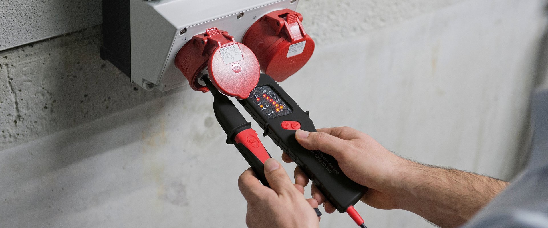 Elektryka prąd nie tyka - jakie narzędzia powinny znaleźć się w wyposażeniu do pracy z instalacjami?