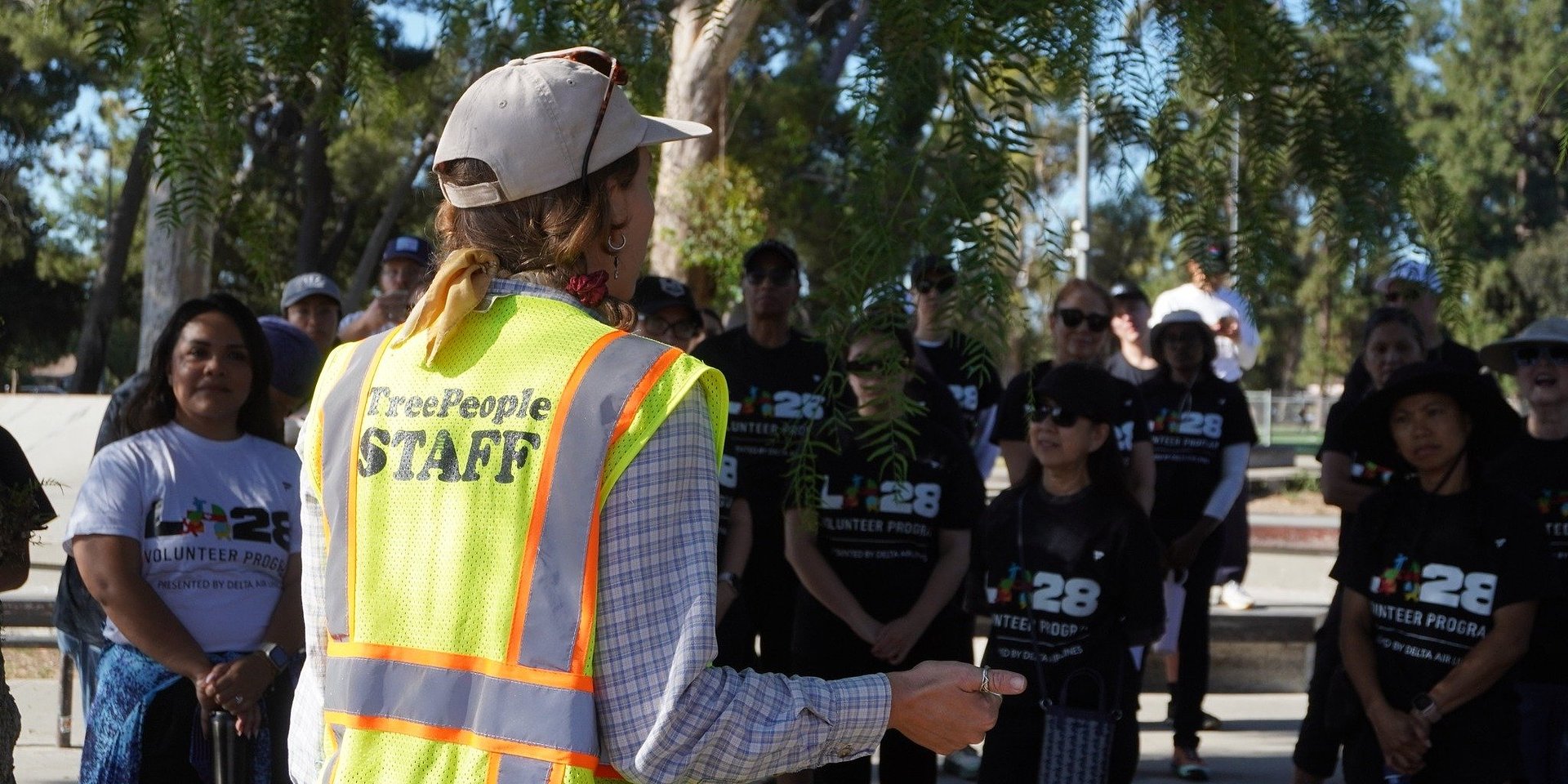 TreePeople, Delta Air Lines and LA28 celebrate 250th tree planted on road to 1,000 trees ahead of LA28