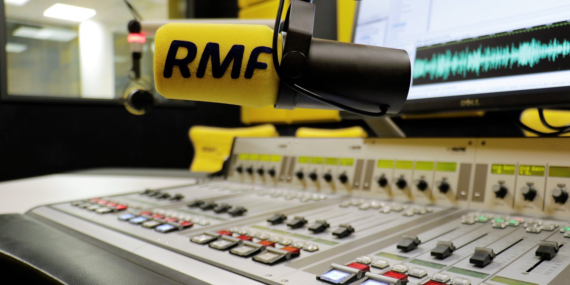 Grzegorz Krychowiak wkracza do muzyki! W RMF FM odbyła się prapremiera jego utworu z Anastazją Maciąg. Pojadą razem na Eurowizję?