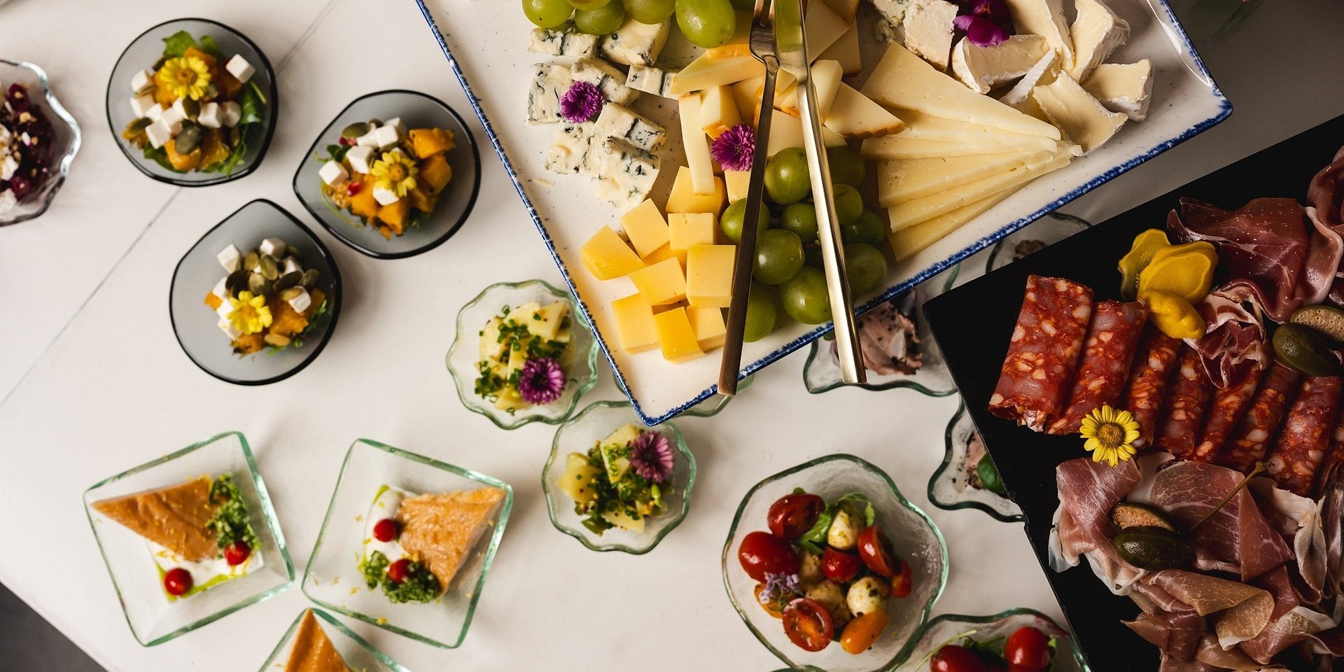 Smak, relaks i chwile dla najbliższych. Novotel Warszawa Centrum kontynuuje cykl niedzielnych brunchy
