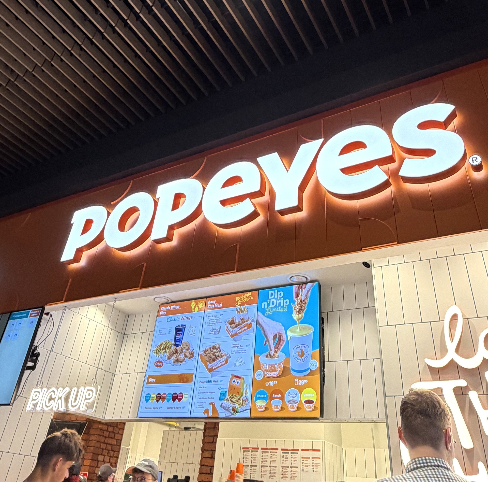 Popeyes wzmacnia ofertę gastronomiczną Manufaktury