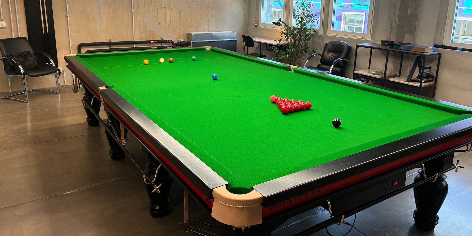 NOVO CLUBE DE SNOOKER ABRE PORTAS NO BEATO, 24 HORAS POR DIA