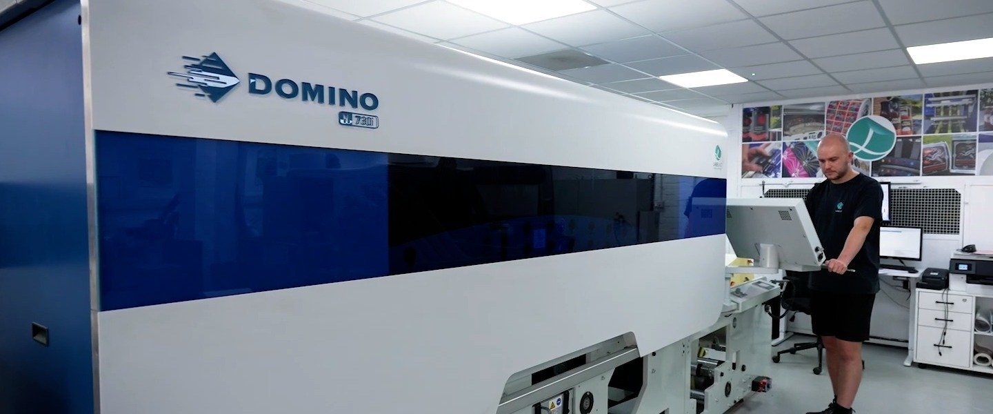 Labelnet aumenta su producción digital con Domino