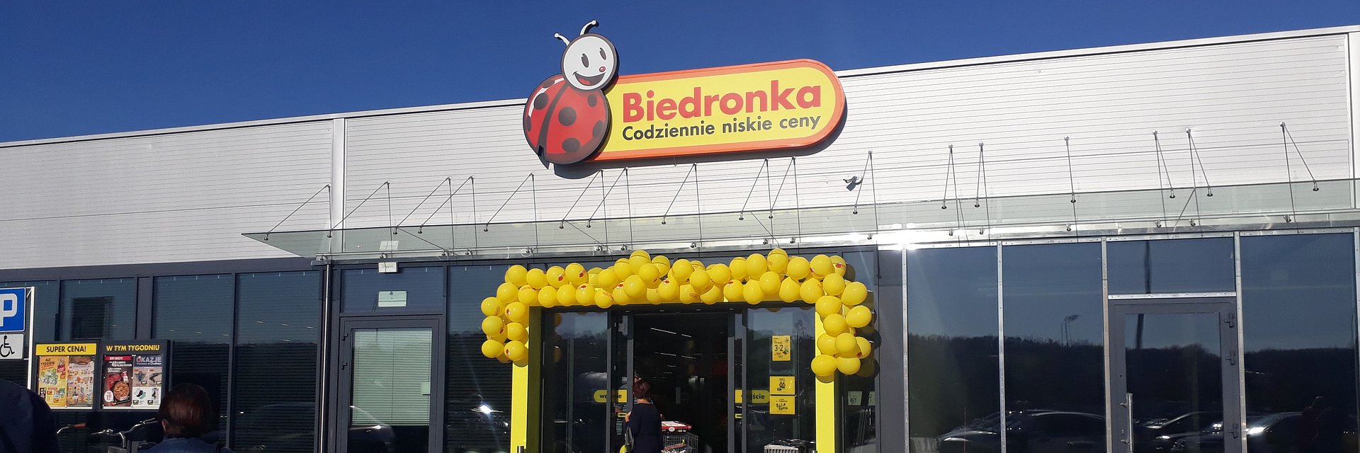 Jeden dzień, dwie nowe Biedronki