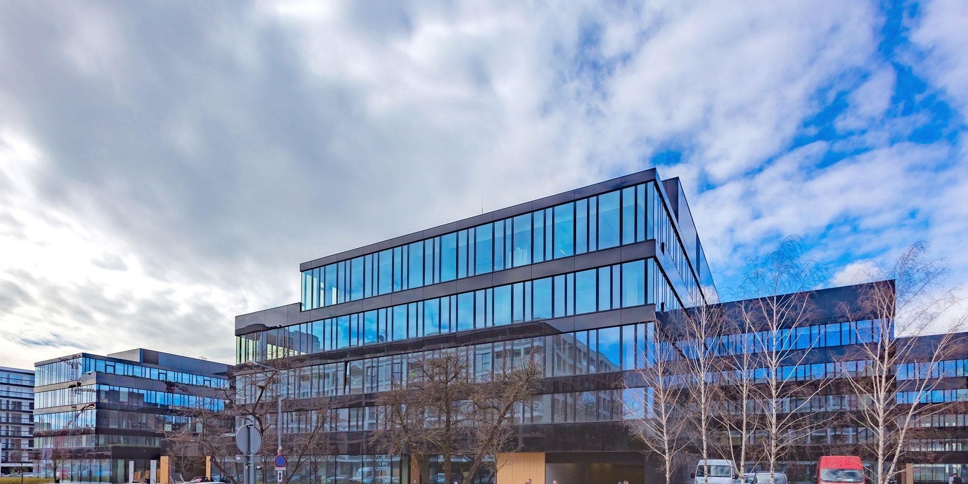 Neopark now fully leased