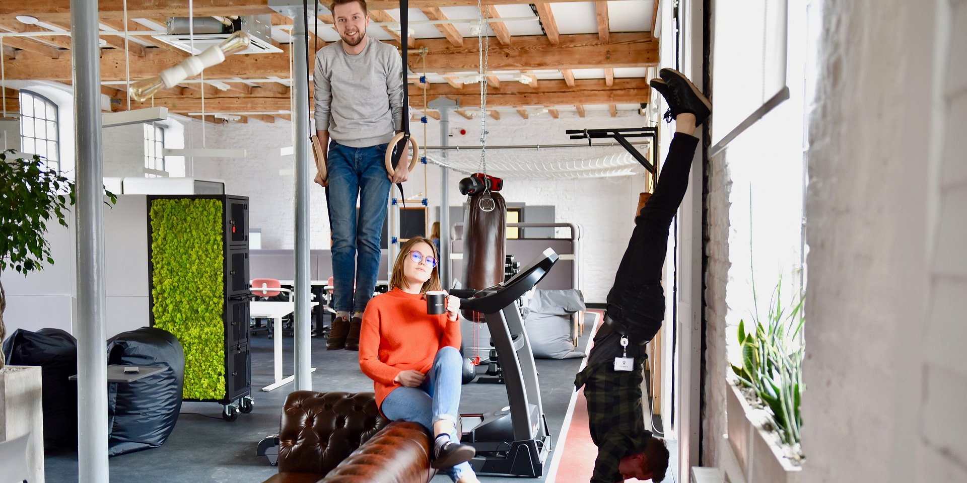 Coworking – jak w domu, ale lepiej, czyli jak zmienia się sposób korzystania z biur